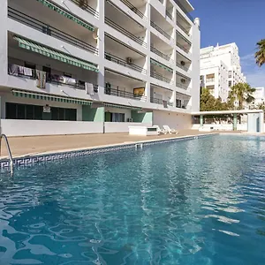 miral-2-50m-to-the-beach-quarteira.hotelaalgarve.com/