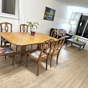 charming-3-bedrooms-detached-house-near-the-airport.hotelstorontoontario.org/